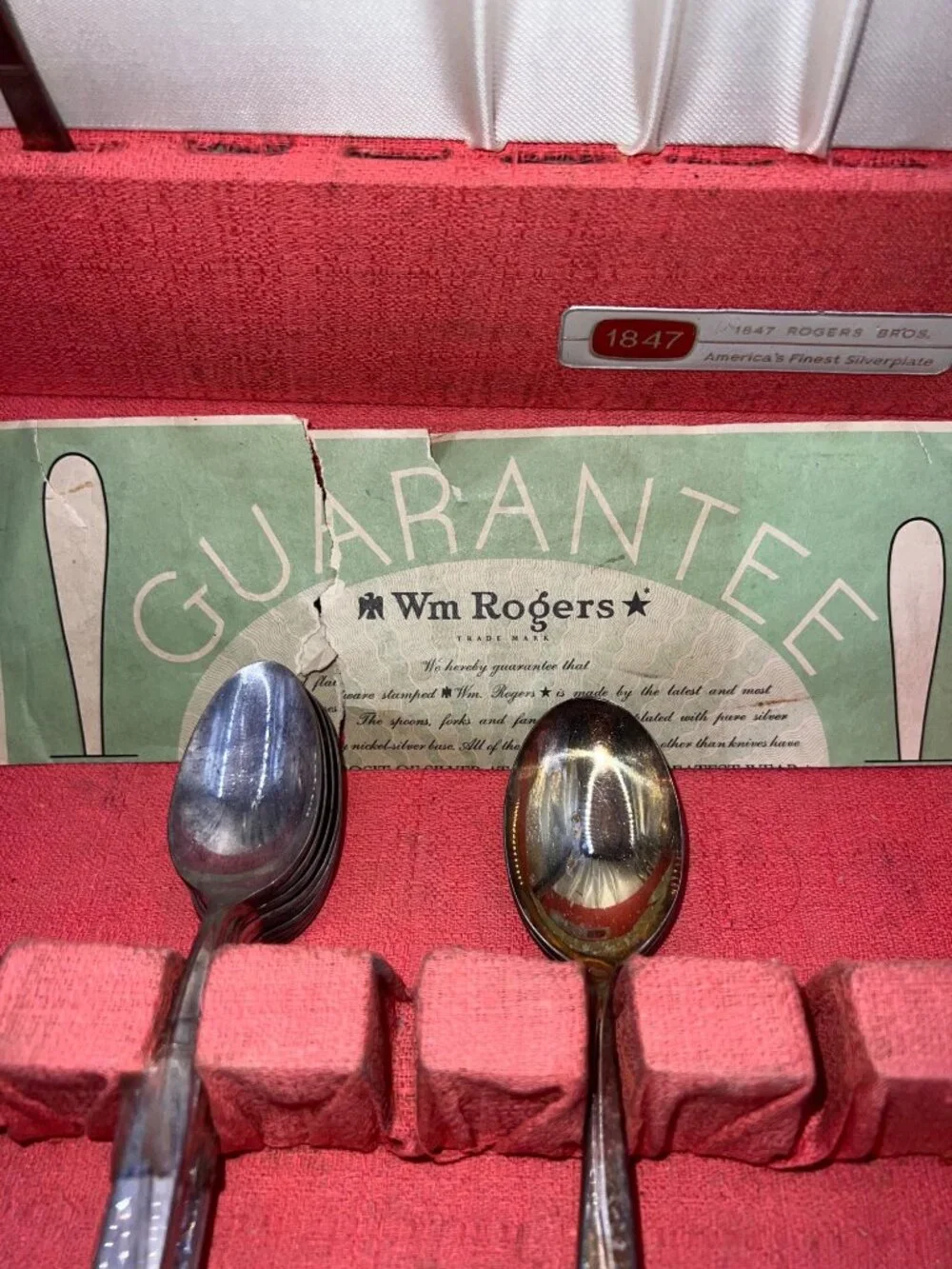 1847 Rogers Bros Silverplate Flatware Set TarnishResistant Chest Vintage incompl
